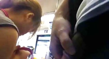 cosplay cảnh sát sex Cho một lồn gái người lạ tại buổi casting.