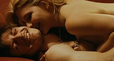 lien quan sex Đen làm sạch phụ nữ làm cho pim xes tình dục ăn mặc cho tiền.